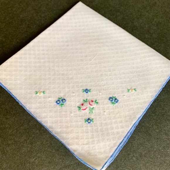 Handkerchief Set of 2, Sheer Cotton, White with Little Flowers - Picture 3 of 7